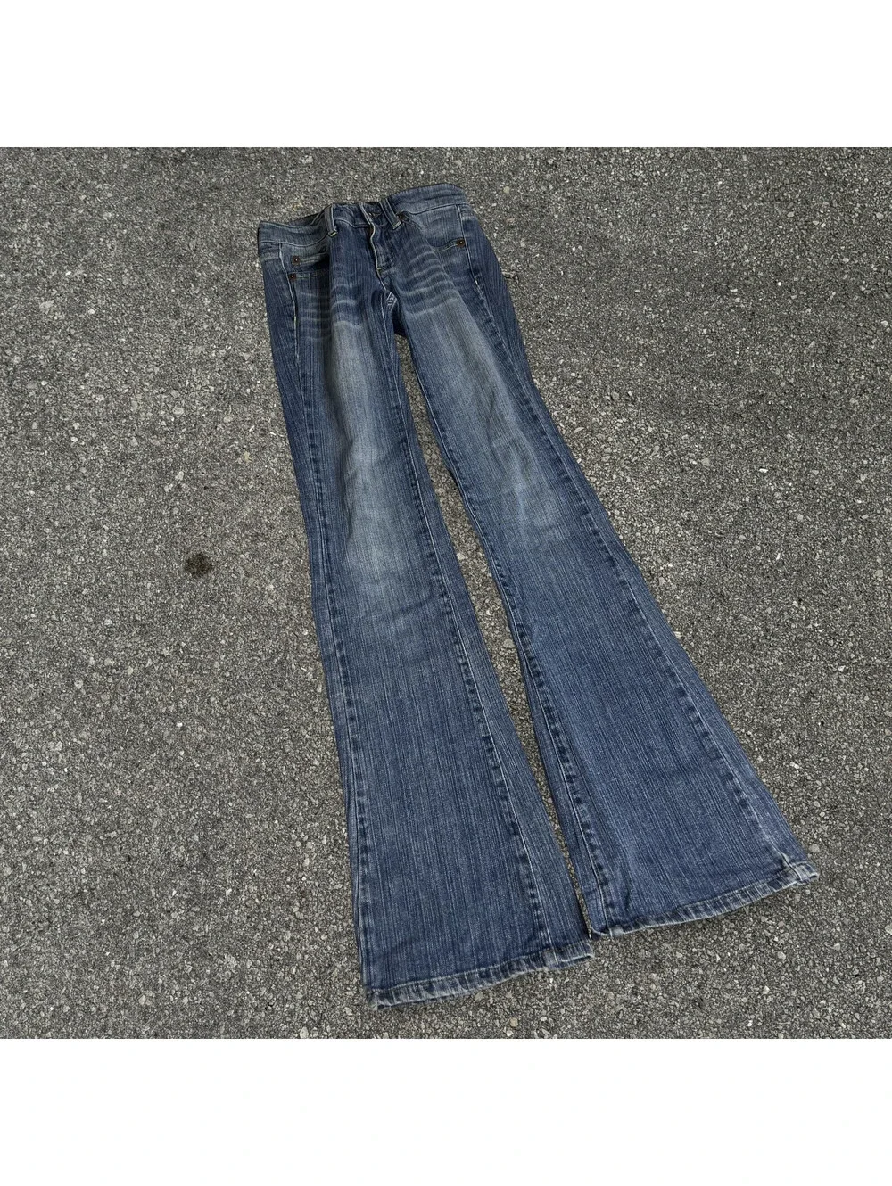 Vintage DKNY Flared Leg Denim Jeans Embroidered Pockets Size 0
